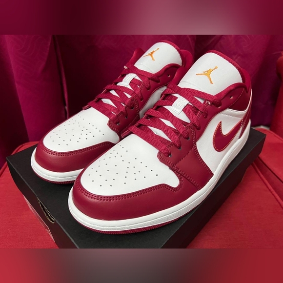AIR JORDAN 1 LOW "CARDINAL" MEN'S US SIZE 11.5 BRAND NEW IN BOX - Picture 2 of 8